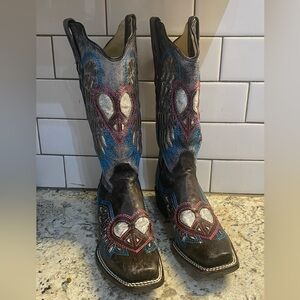 ❤️ Cowtown Distressed Inlaid Women’s Boots ❤️ 6.5